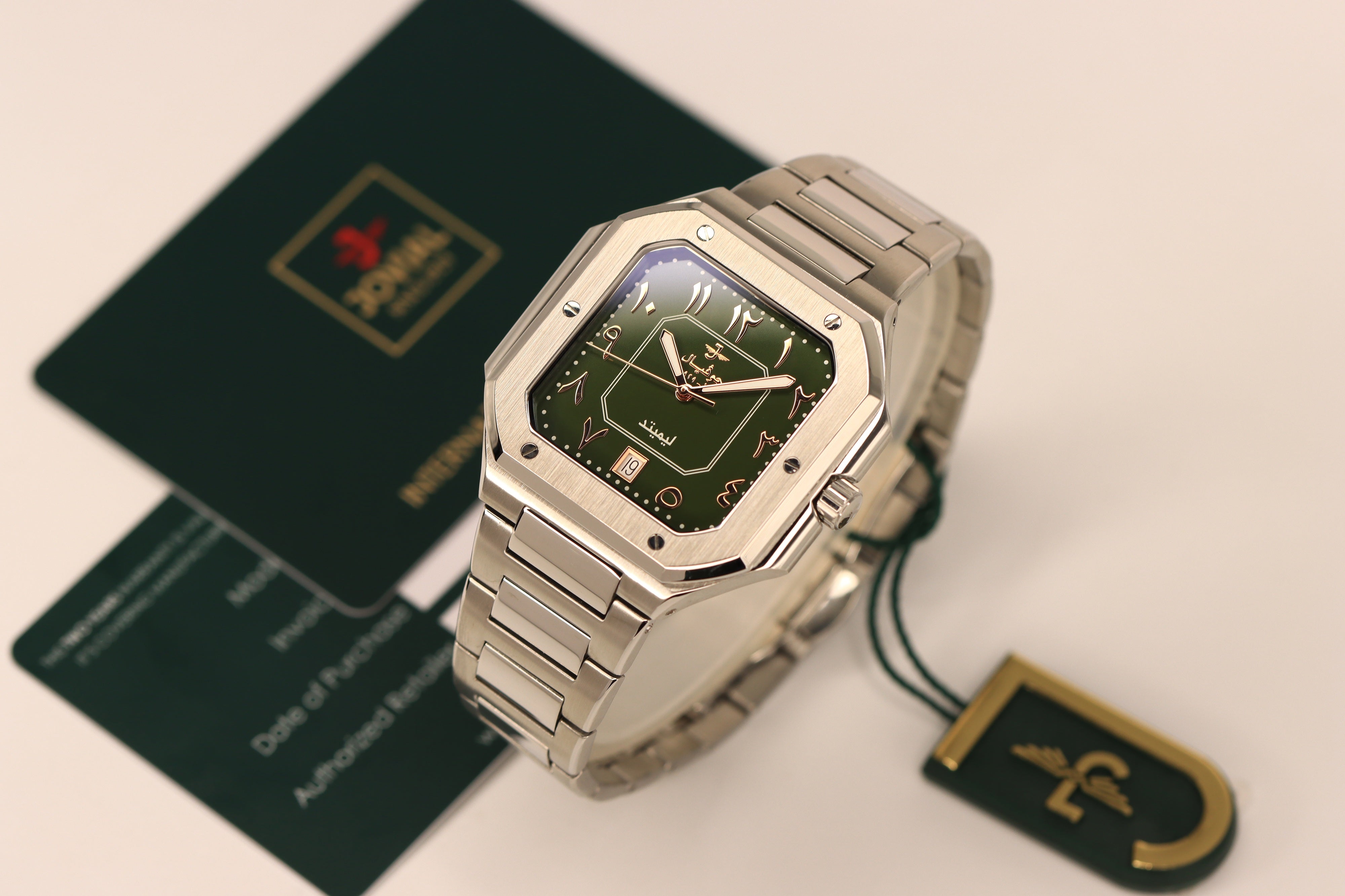 1560GSMQ09E