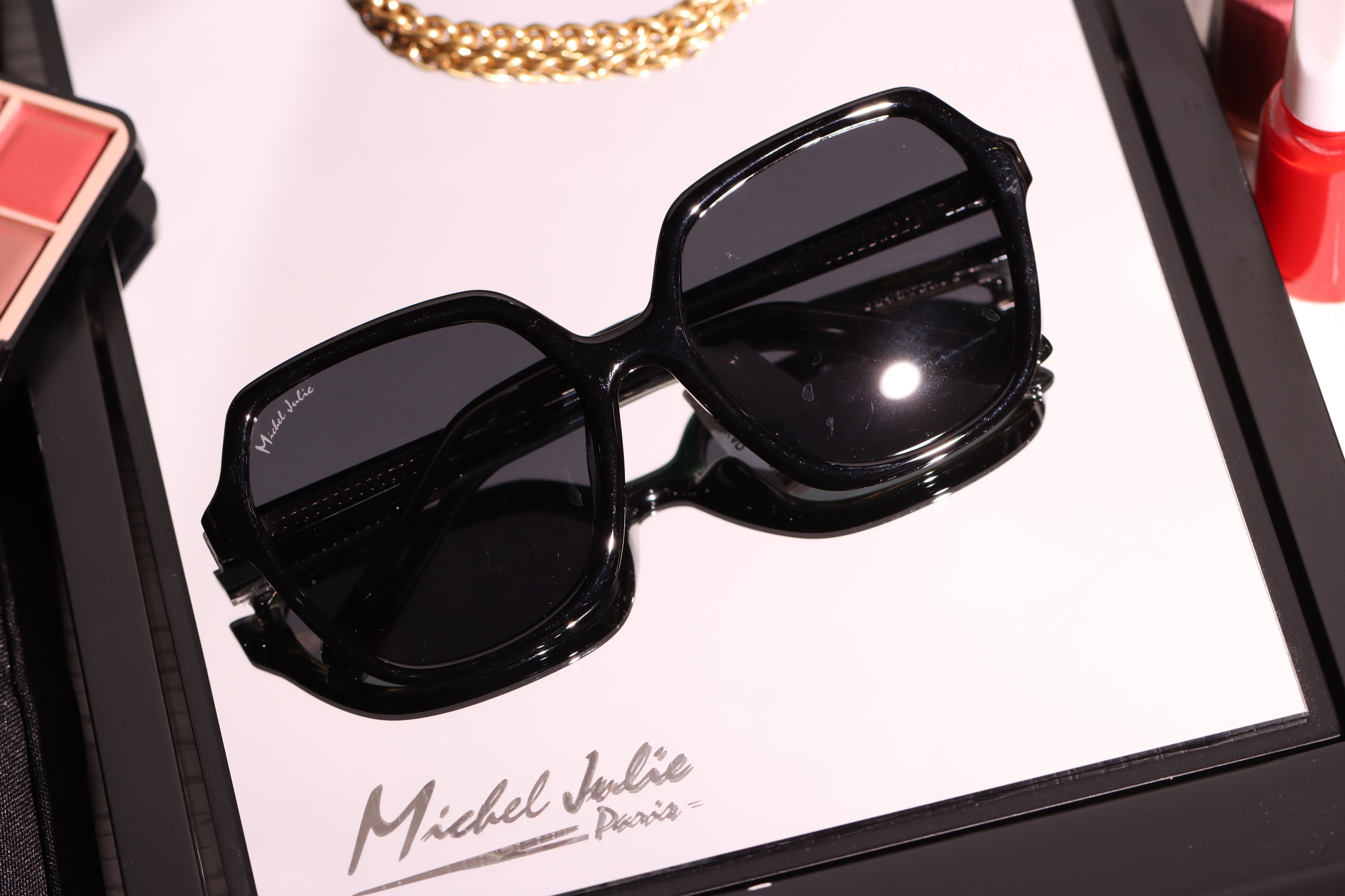 MJS6895619-134C1