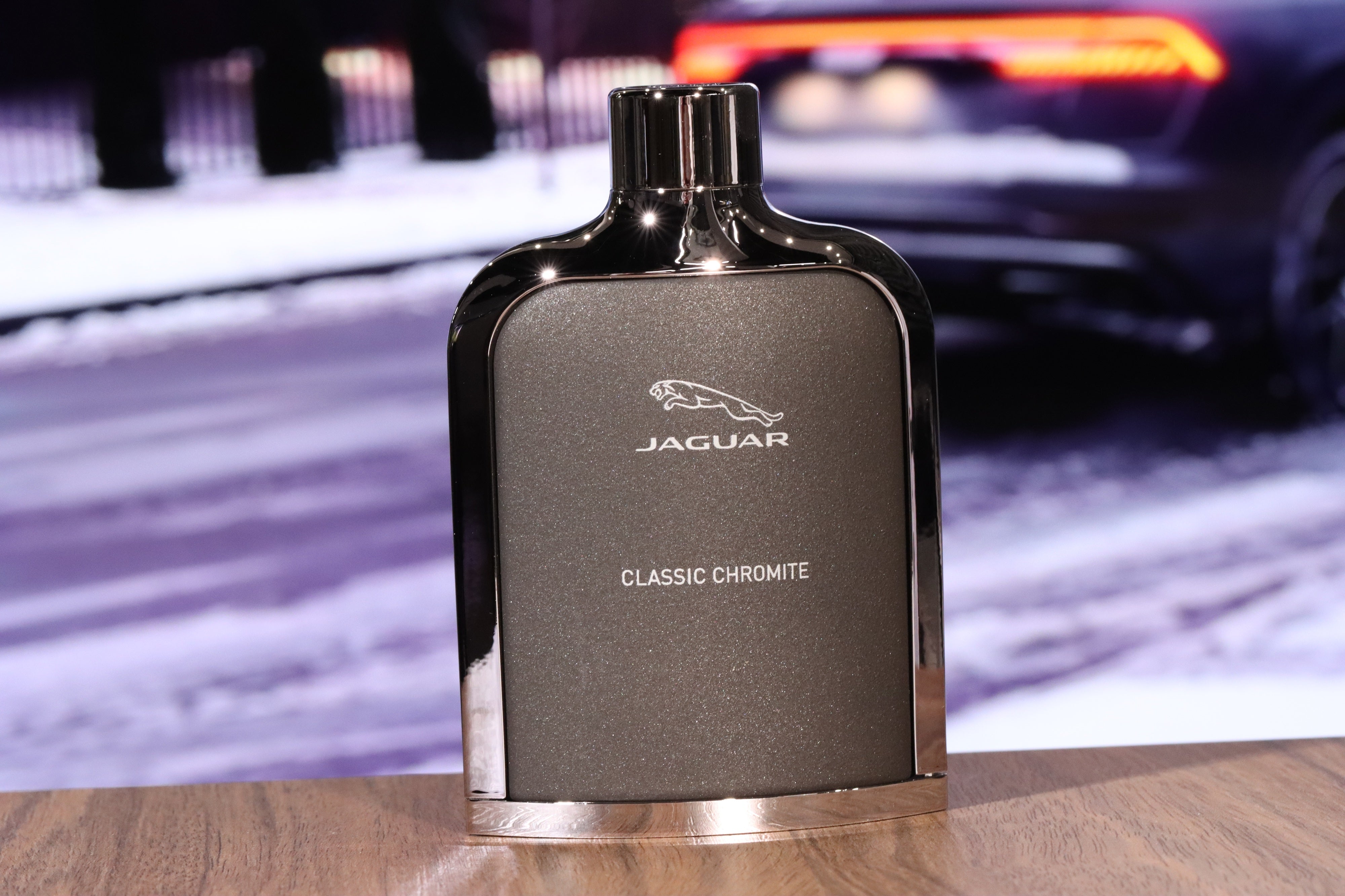 JAGUAR CLASSIC CHROMITE M
