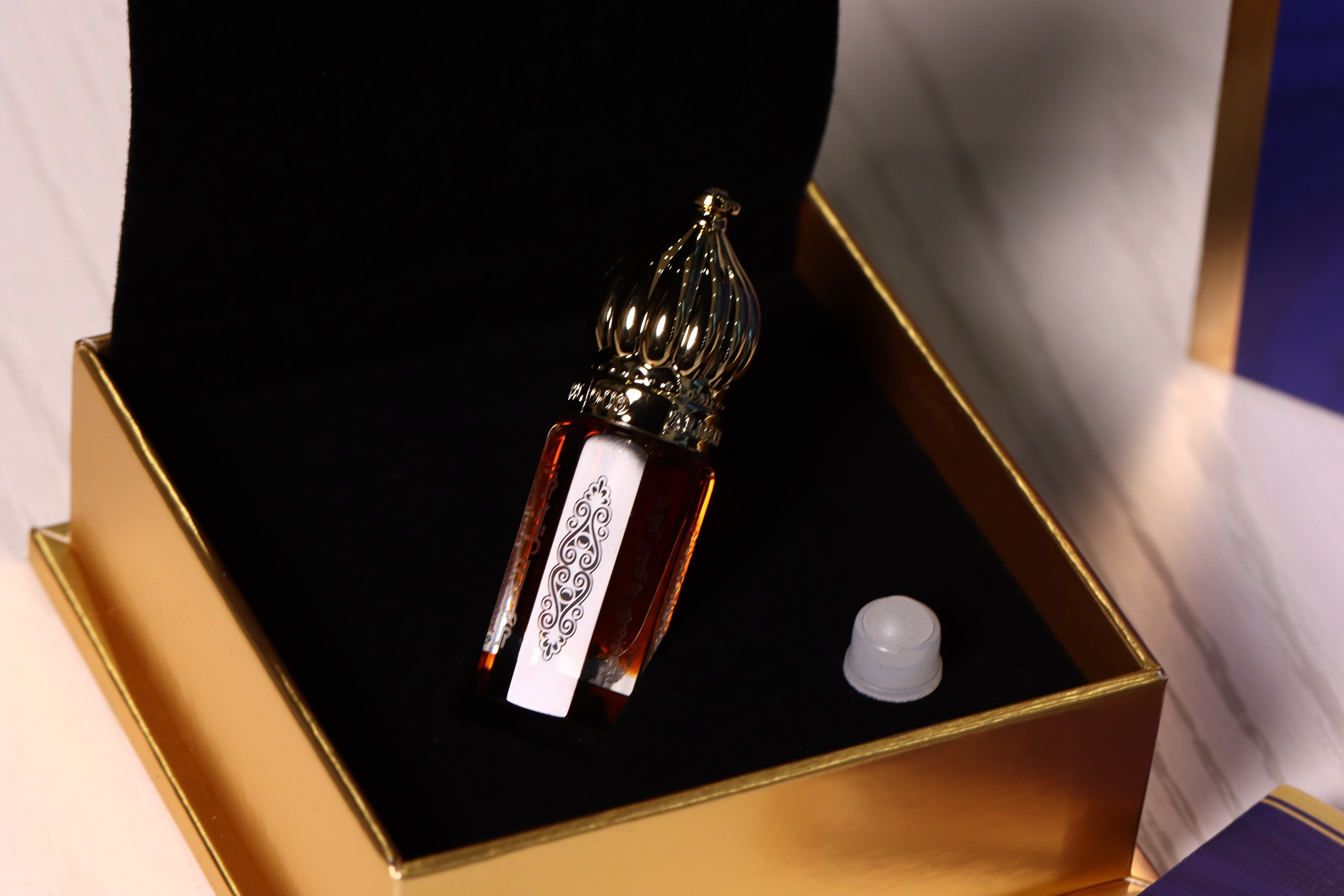 دهن العود الكمبودي